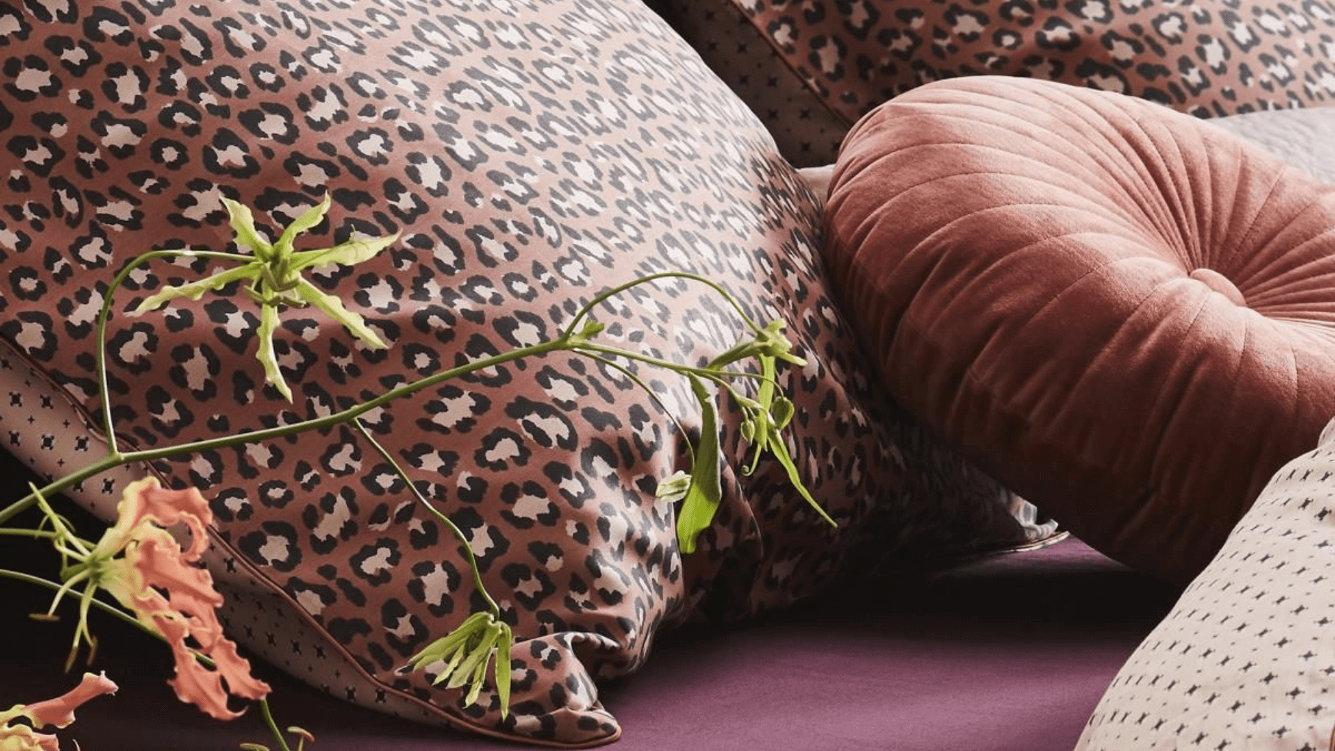 Möbel | Ehrmann entdecken Farben vielen Kissen in